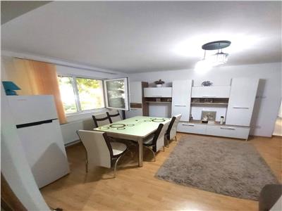 Apartament renovat, 2 camere ,Transilvaniei,60000 euro