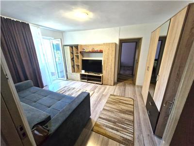 Apartament 2 camere recent renovat,etaj3  Cetate